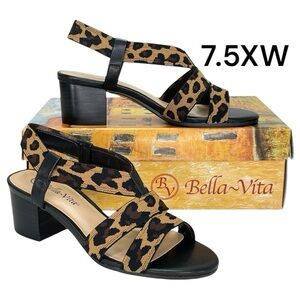 Bella Vita Jodi Leopard Strappy Womens Sandals Size 7.5XW